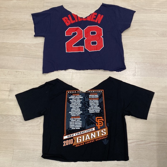 MLB Baseball Graphic T-Shirts - neck and bottom cut - Giants & Twins Blyleven 28 - Picture 2 of 4